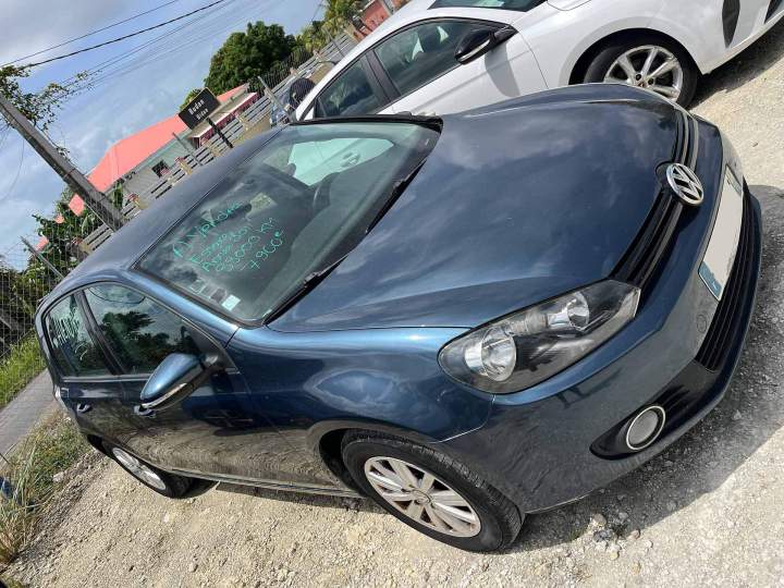 Automobile d'occasion certifiée et nettoyée à neuf Sainte-Anne